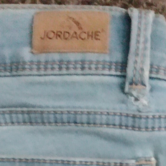 light blue skinny jeans - Picture 4 of 5